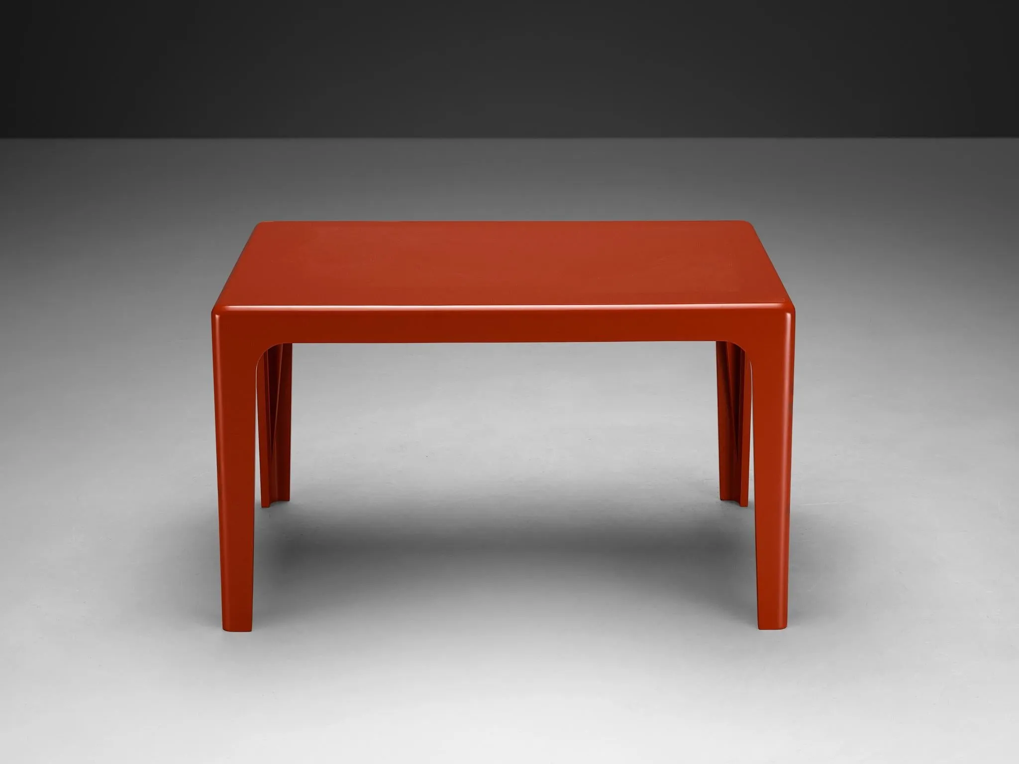 Horn Collection Post-Modern Dining Table in Red Polyurethane Plastic 1970s